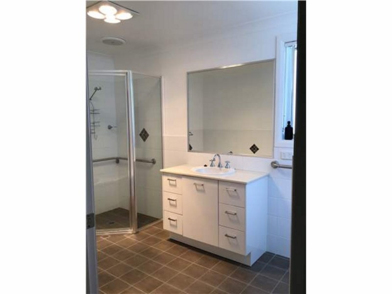 2/4 Caryota Place, Forster NSW 2428