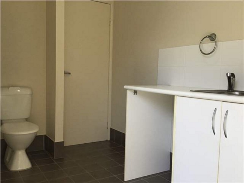 2/4 Caryota Place, Forster NSW 2428