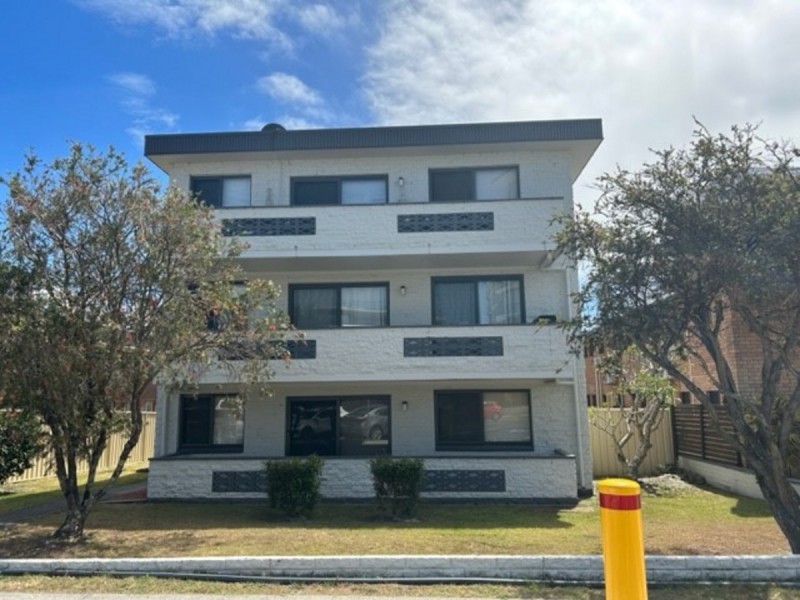 5/17 Lake Street, Forster NSW 2428