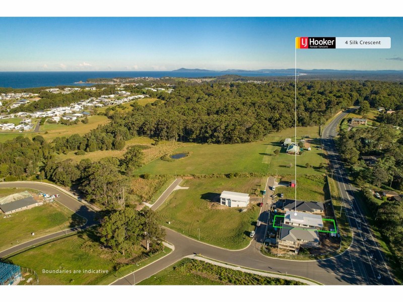 4 Silk Crescent, Diamond Beach NSW 2430