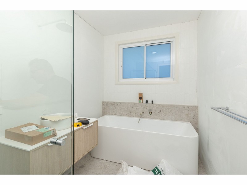 4 Silk Crescent, Diamond Beach NSW 2430