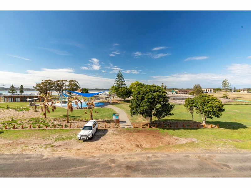 21/2-6 Taree Street, Tuncurry NSW 2428