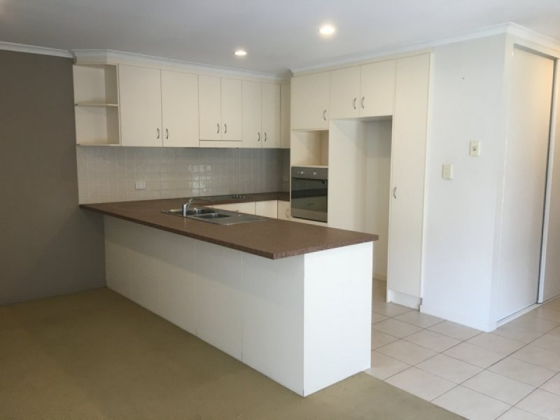 2/4 Pioneer Drive, Forster NSW 2428