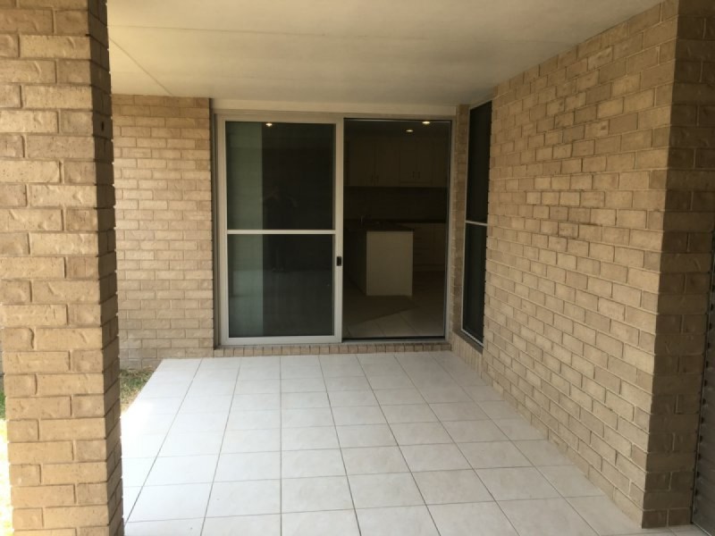 2/4 Pioneer Drive, Forster NSW 2428