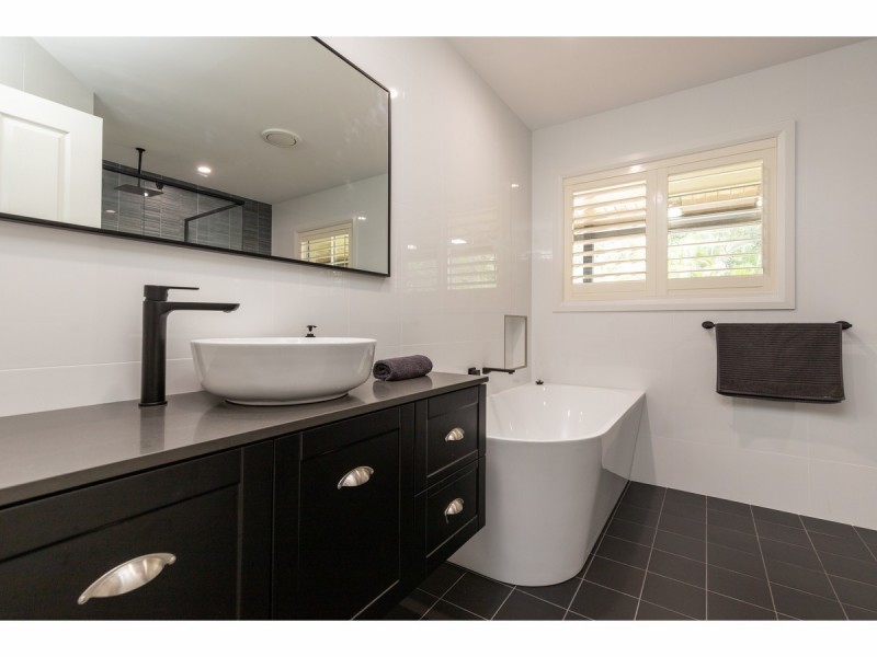 3 Karen Place, Smiths Lake NSW 2428