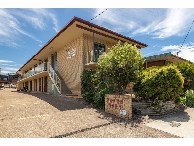 4/5 Lake Street, Forster NSW 2428