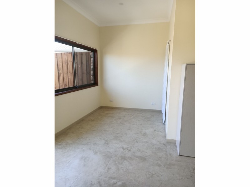 4a Miles Close, Forster NSW 2428