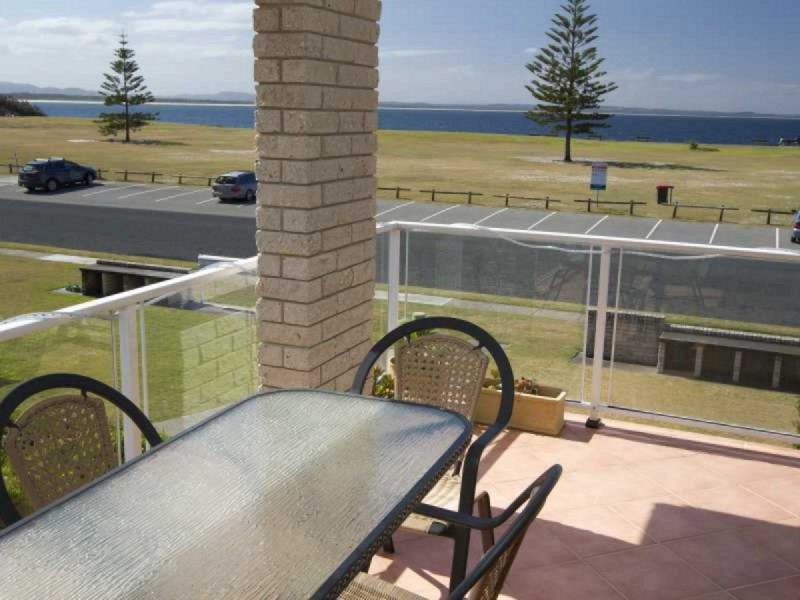 6/88 Head Street, Forster NSW 2428