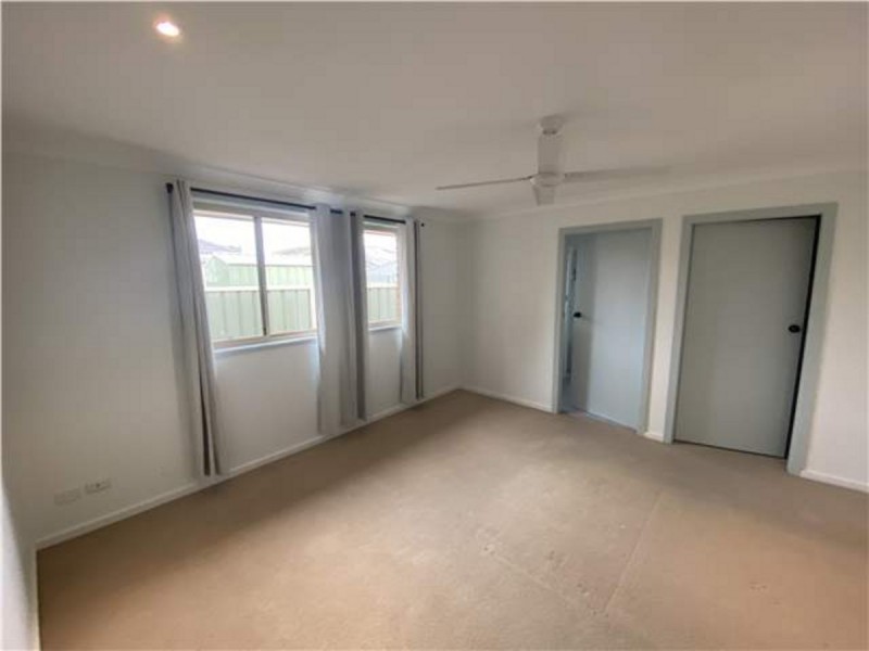 2/18 Robur Court, Tuncurry NSW 2428