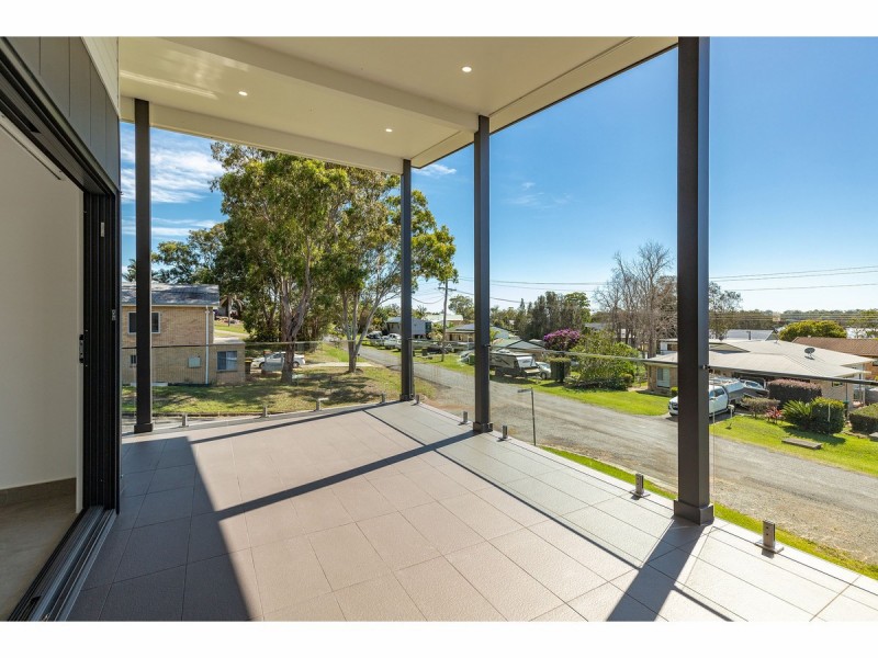 13 Warralong Street, Coomba Park NSW 2428