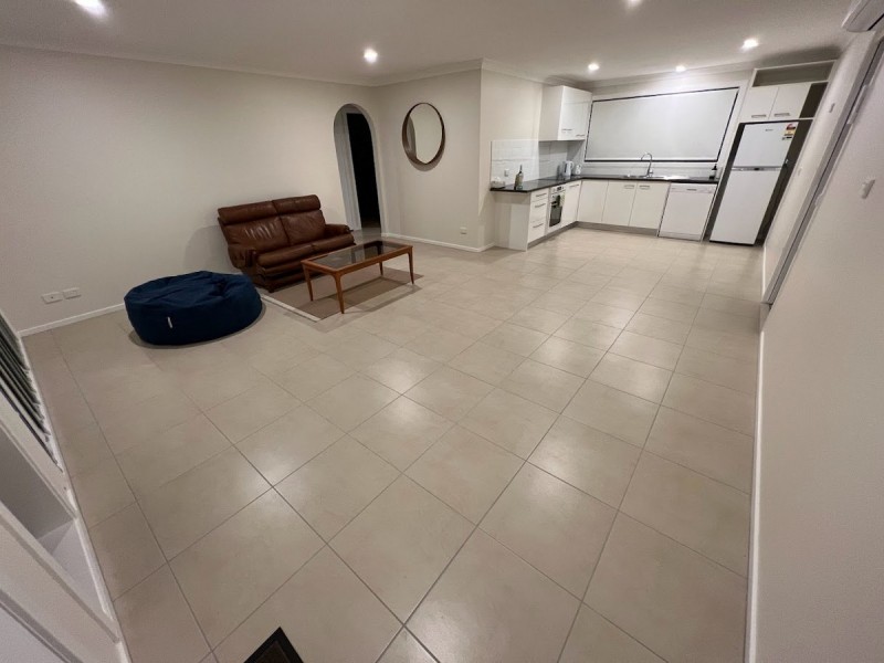 2/23 Robert Street, Forster NSW 2428