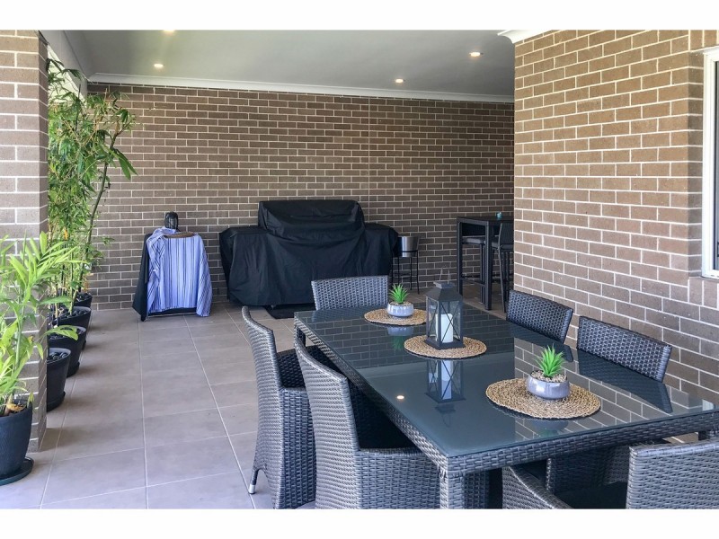 9 Hillside Terrace, Black Head NSW 2430