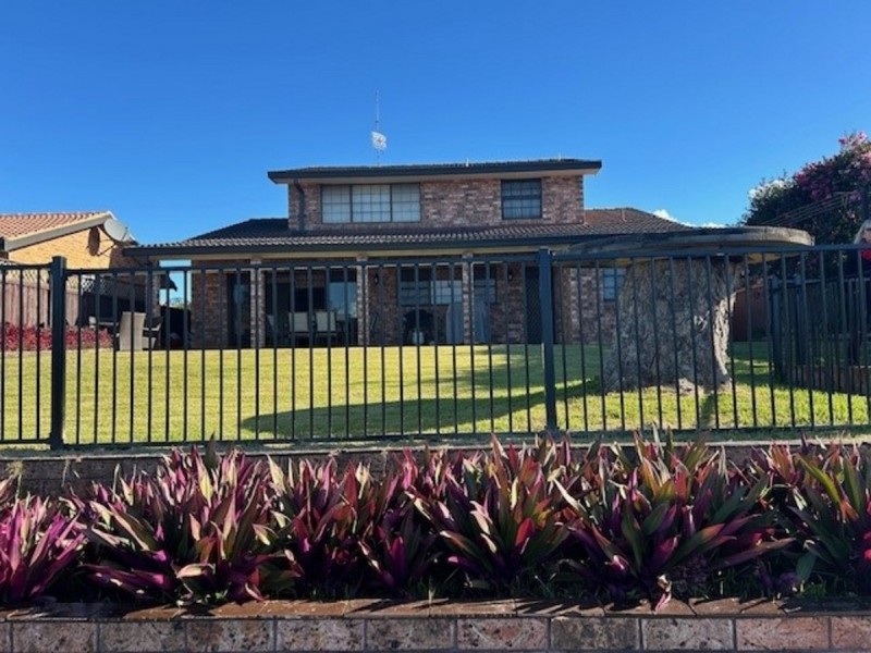 29 Elouera Crescent, Forster NSW 2428