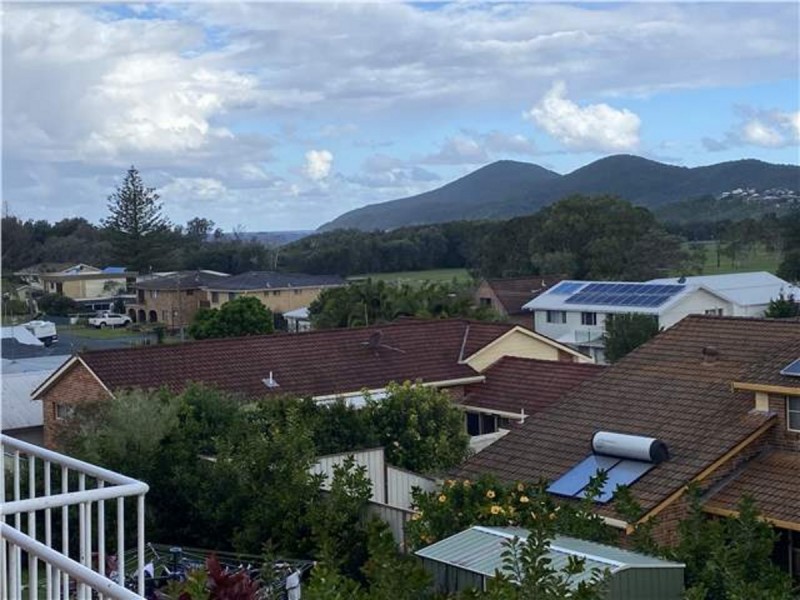 20 Colliton Parade, Forster NSW 2428