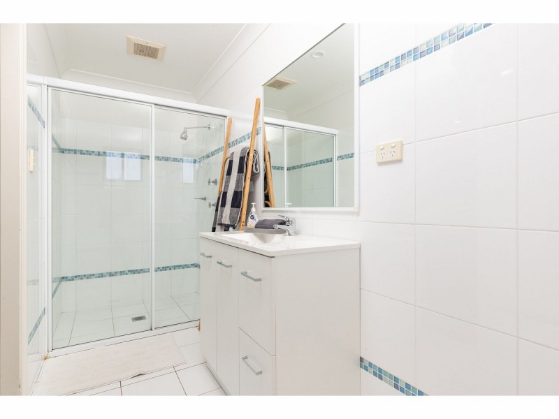8 Failford Road, Darawank NSW 2428