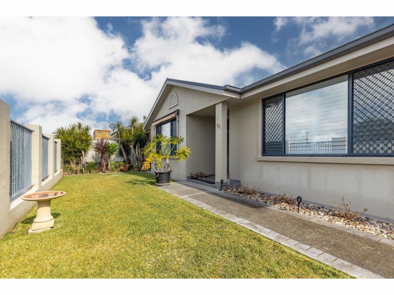2/43 Tuncurry Street, Tuncurry NSW 2428