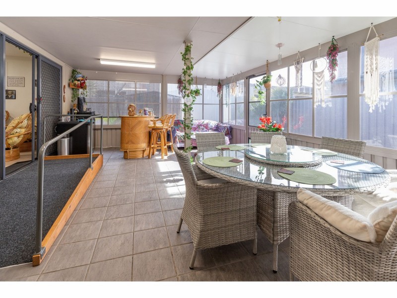 2/43 Tuncurry Street, Tuncurry NSW 2428