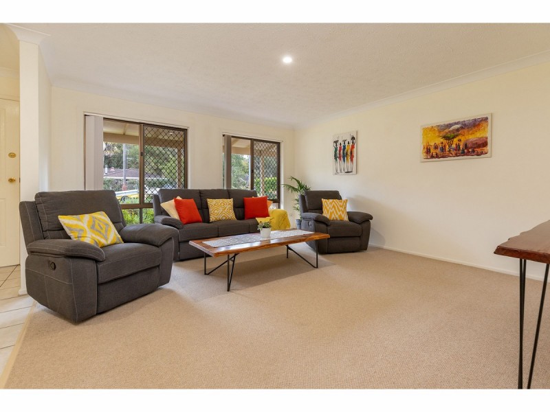 11 Eden Place, Tuncurry NSW 2428
