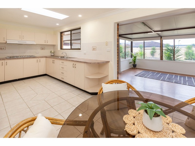 11 Eden Place, Tuncurry NSW 2428
