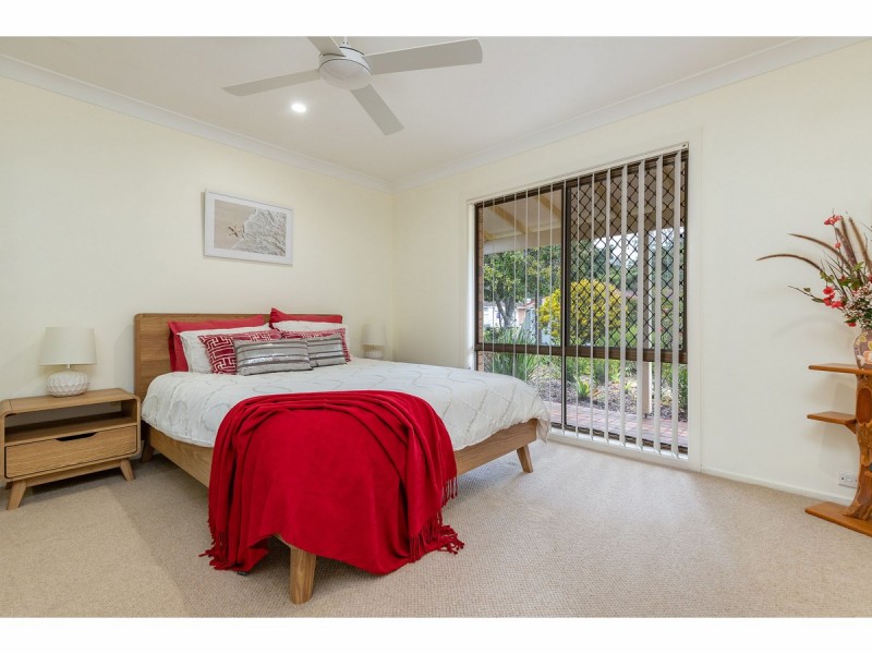 11 Eden Place, Tuncurry NSW 2428
