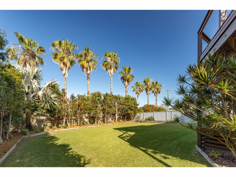 49 Anniversary Drive, Diamond Beach NSW 2430