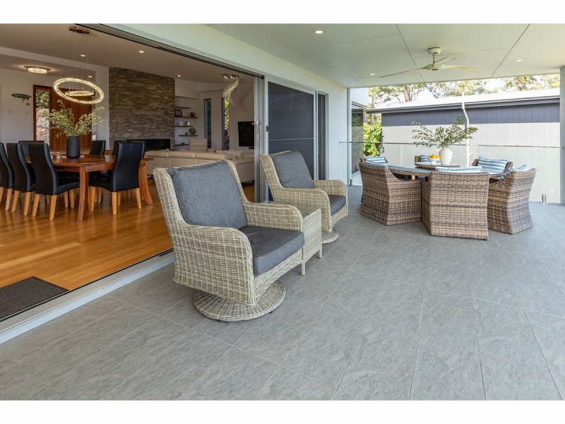 109 Coastal View Drive, Tallwoods Village NSW 2430