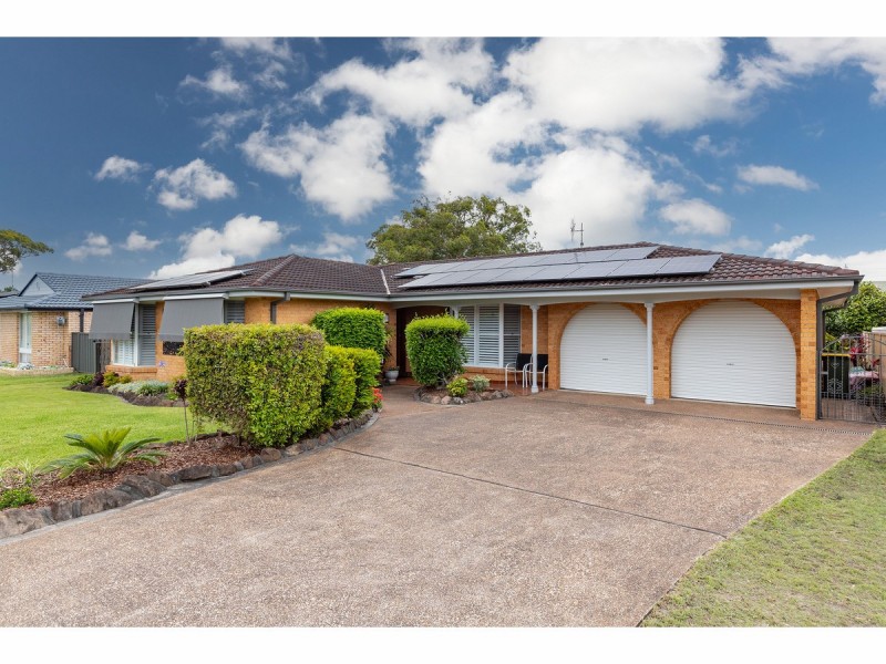12 Flora Parade, Tuncurry NSW 2428