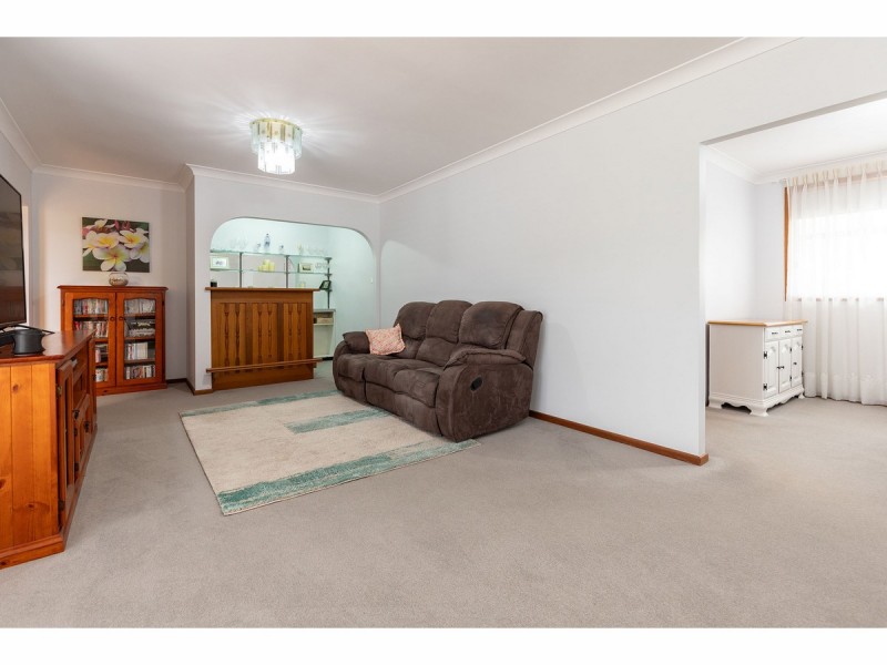 12 Flora Parade, Tuncurry NSW 2428