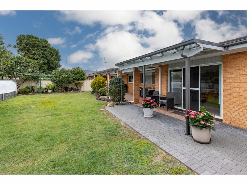12 Flora Parade, Tuncurry NSW 2428
