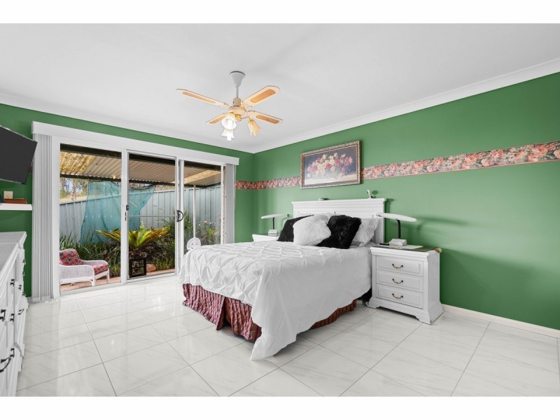 13 Illawarra Crescent, Coomba Park NSW 2428