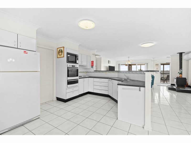13 Illawarra Crescent, Coomba Park NSW 2428