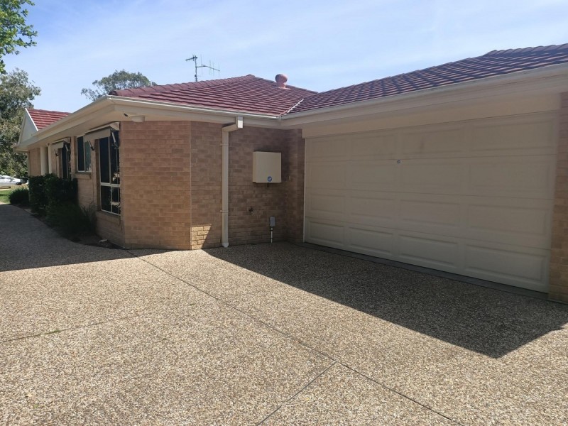 1/3 Inaja, Forster NSW 2428