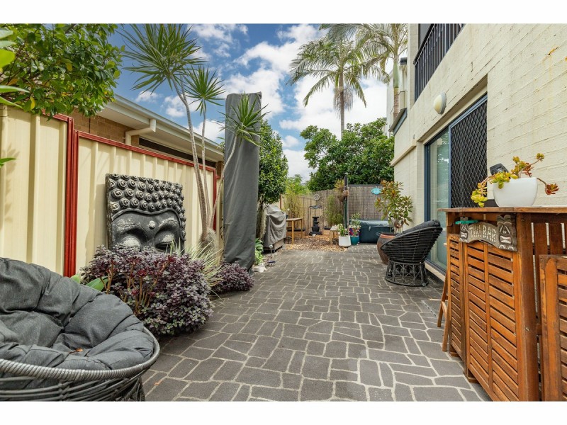 2/60 – 62 Wharf Street, Tuncurry NSW 2428