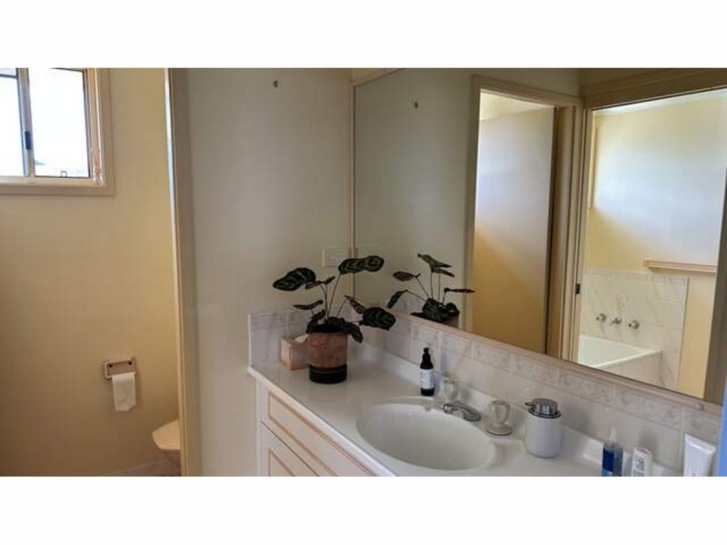 4 Wallaroo Street, Coomba Park NSW 2428