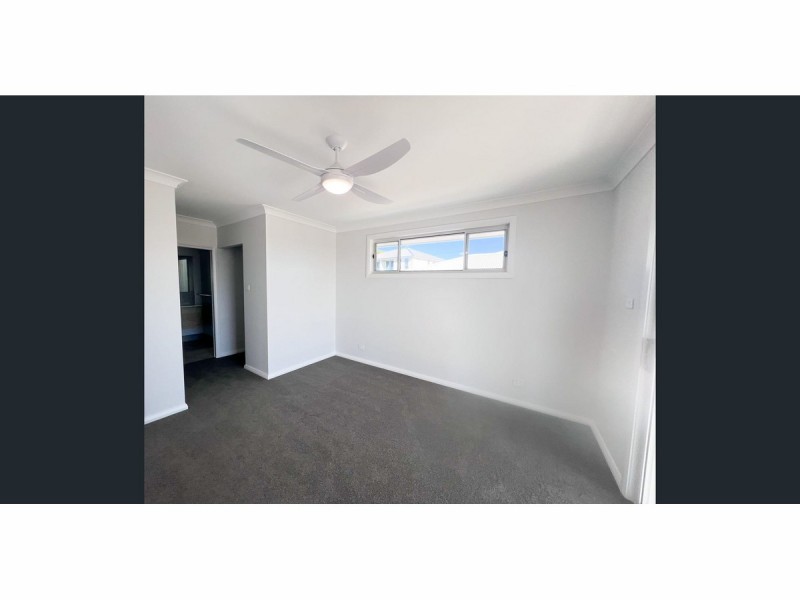 20 Shores Crescent, Diamond Beach NSW 2430