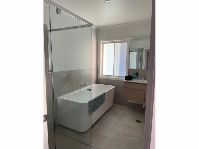 20 Shores Crescent, Diamond Beach NSW 2430