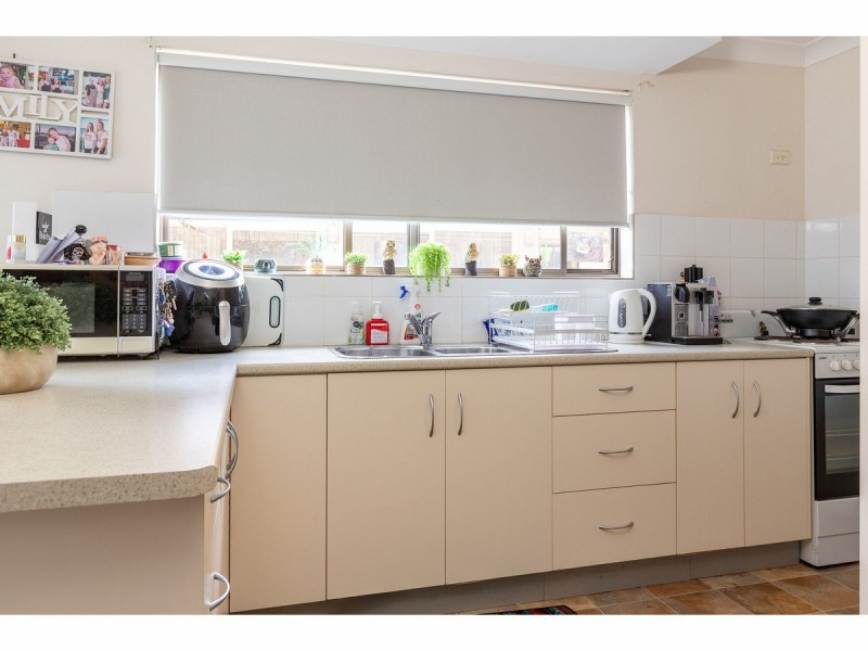 1 & 2/38 Regency Circuit, Tuncurry NSW 2428