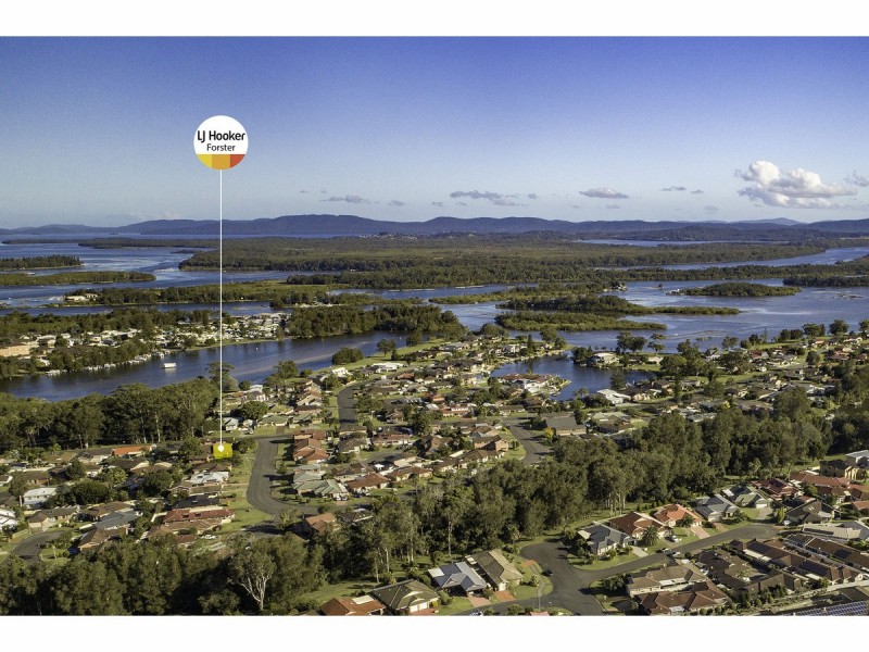 1 & 2/38 Regency Circuit, Tuncurry NSW 2428