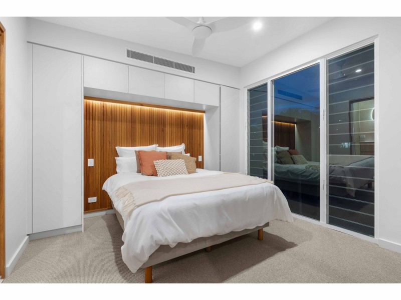 42 Colliton Parade, Forster NSW 2428
