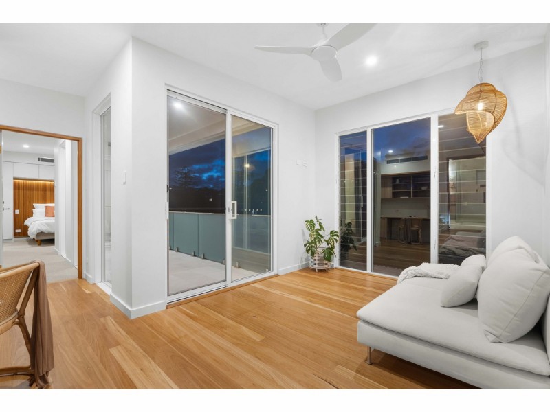 42 Colliton Parade, Forster NSW 2428