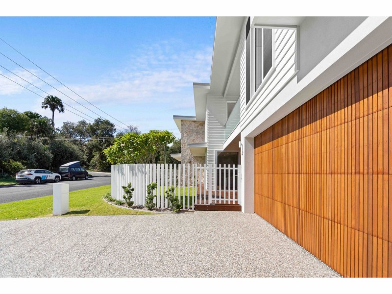 42 Colliton Parade, Forster NSW 2428