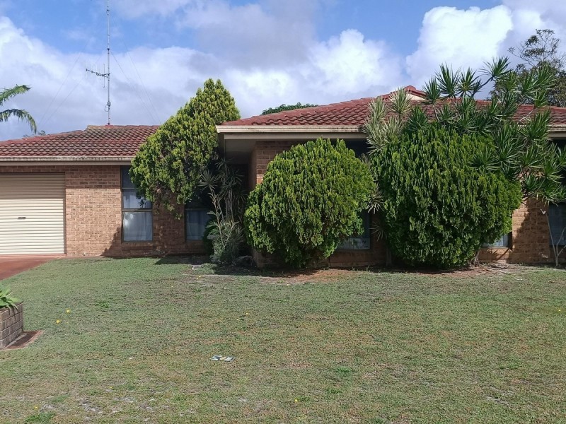 8 Mayers Drive, Tuncurry NSW 2428