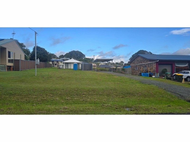 37 Coomba Road, Coomba Park NSW 2428