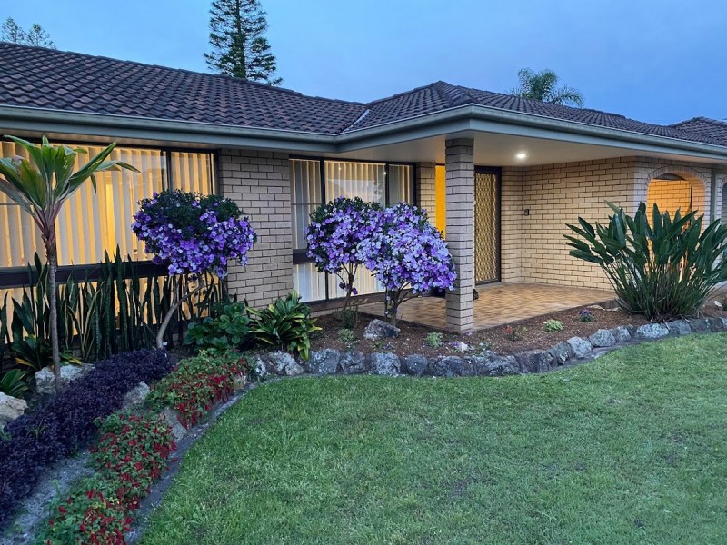 2/23 Robert Street, Forster NSW 2428