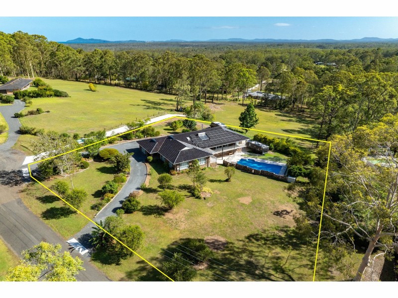 4 Homestead Heights, Hallidays Point NSW 2430