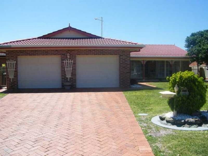 15 Friendship Key, Forster NSW 2428