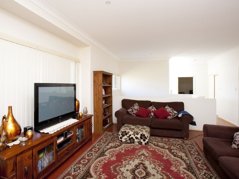 2/3-5 Coastal View Drive, Hallidays Point NSW 2430