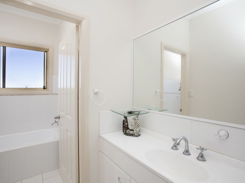 2/3-5 Coastal View Drive, Hallidays Point NSW 2430