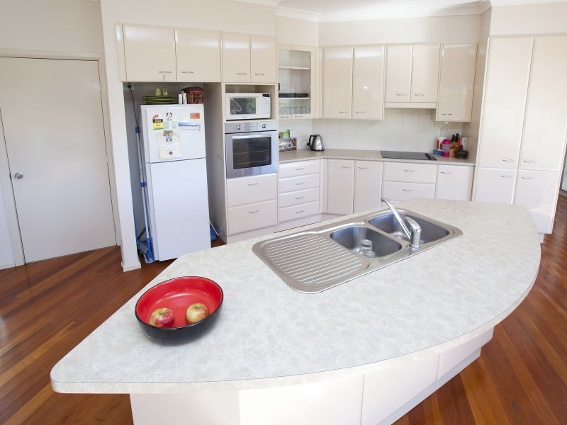 3/3-5 Coastal View Drive, Hallidays Point NSW 2430