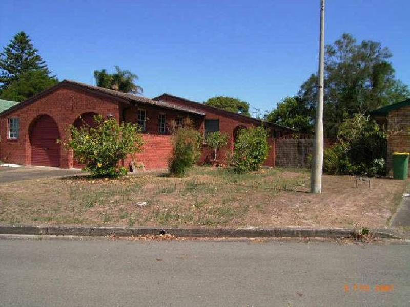 11 TREEVIEW PLACE, Forster NSW 2428